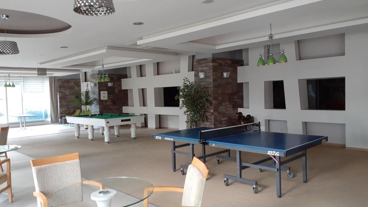 Apartament Crystal Park 2-56 *